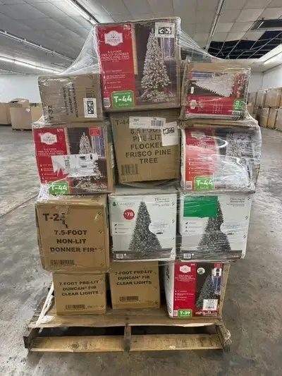 Christmas Assortment Liquidation Pallet