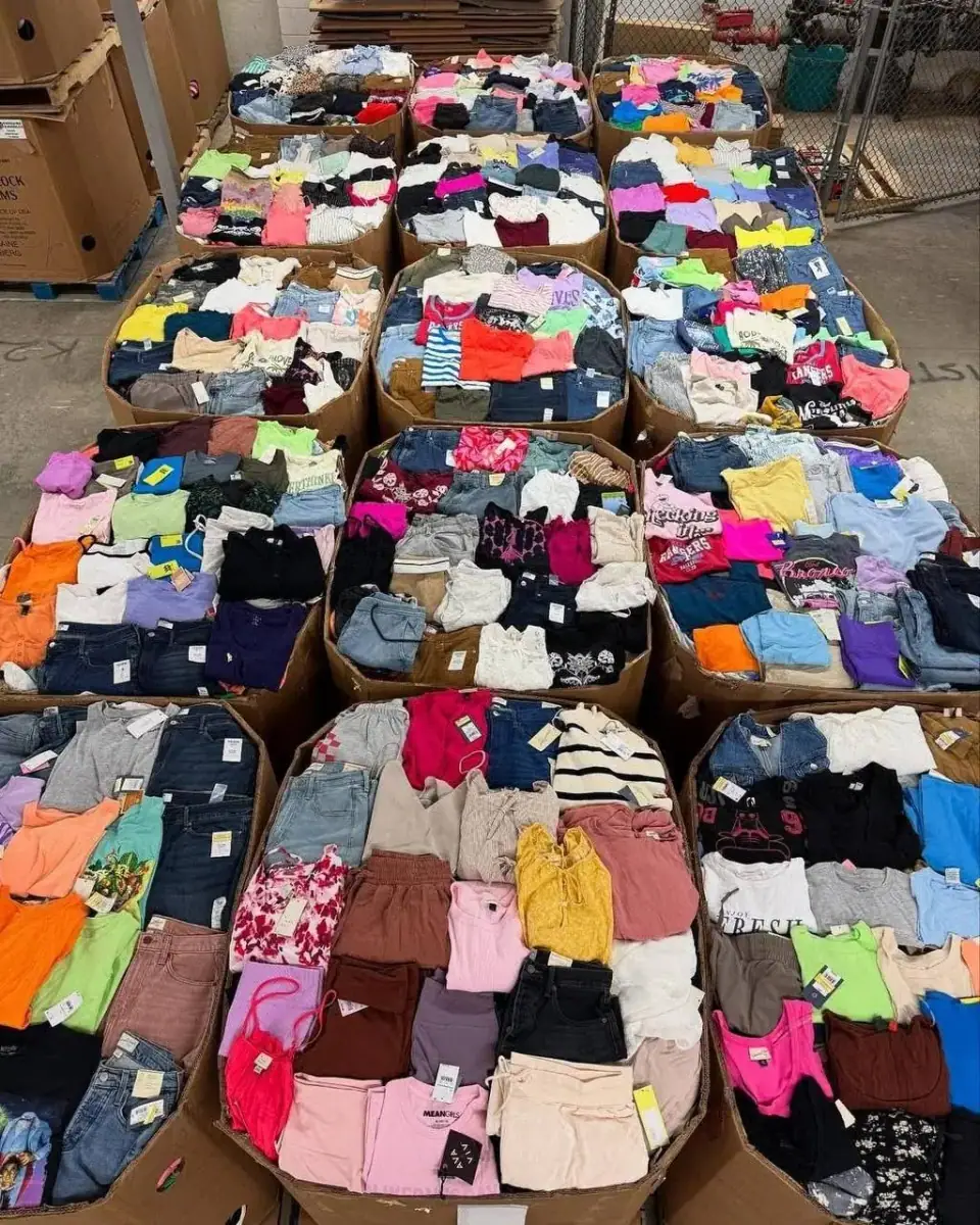 New Target Women's Clothing Liquidation Pallet