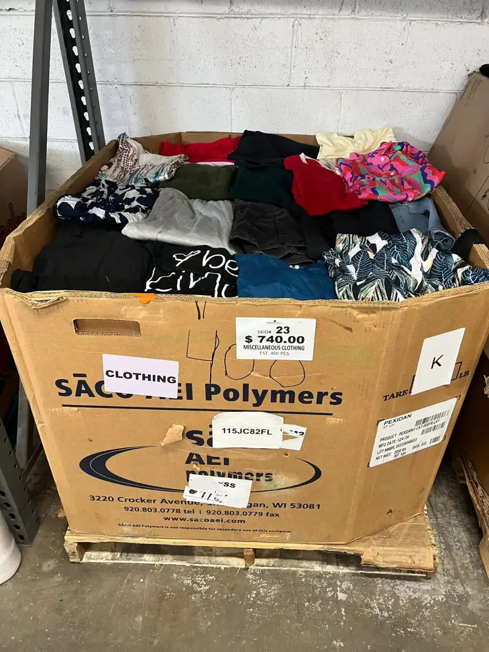 Miscellaneous Clothing – 400pcs Liquidation Pallet — Lot 2