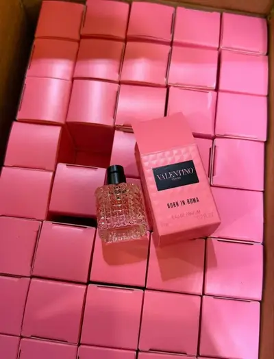 Mini Designer Perfumes – Mixed Assortment Liquidation Pallet