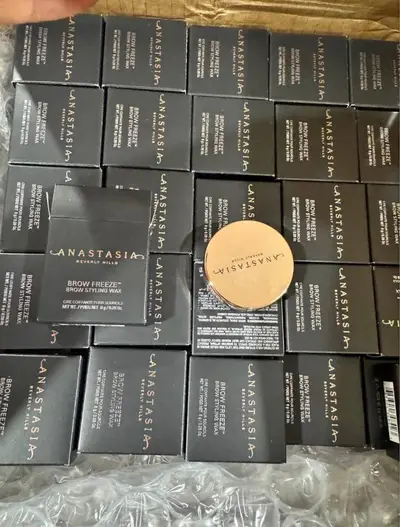 Anastasia Beverly Hills – Brow Freeze Liquidation Pallet