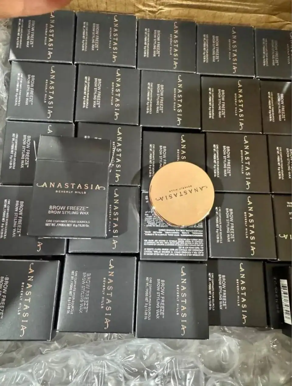 Anastasia Beverly Hills – Brow Freeze Liquidation Pallet