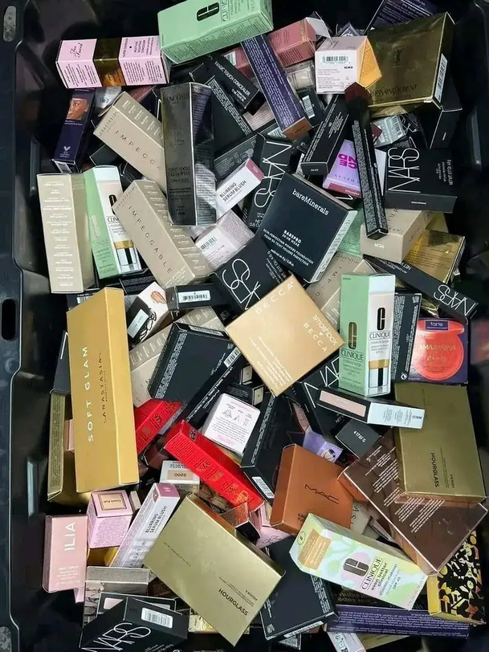 Mix High-End Brand Makeup Liquidation Pallet